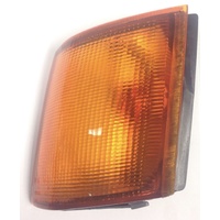VH HOLDEN COMMODORE SLE SLX SL HDT SS LEFT HAND FRONT NEW INDICATOR LENS