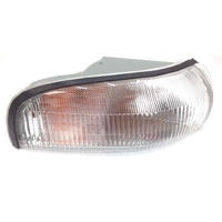 VP SS CALAIS BERLINA S PACK EXEC COMMODORE RIGHT HAND FRONT NEW INDICATOR LENS
