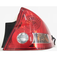 COMMODORE VY SERIES TWO SEDAN EXEC TAILIGHT RIGHT HAND NO SHIELD