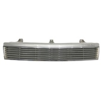 HOLDEN VN CALAIS GRILLE GENUINE SECONDHAND 92035048