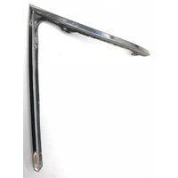 VH COMMODORE SL SLE RIGHT HAND FRONT GUARD EYEBROW MOULD