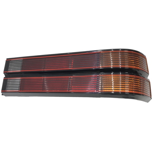 VK HOLDEN COMMODORE SEDAN CALAIS RIGHT HAND TAIL LIGHT