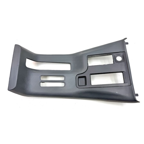 HOLDEN VP CALAIS -STATESMAN USED CONSOLE  PADDED OVERLAY GREY BLUE