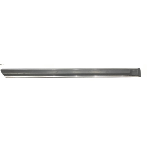 HOLDEN COMMODORE VB SLE SL RIGHT HAND REAR DOOR  MOULDING ORIGINAL SECONDHAND