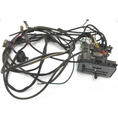 HOLDEN HJ HX HZ MONARO STATESMAN PREMIER FACTORY AIR CONDITIONING CONTROLLER 
