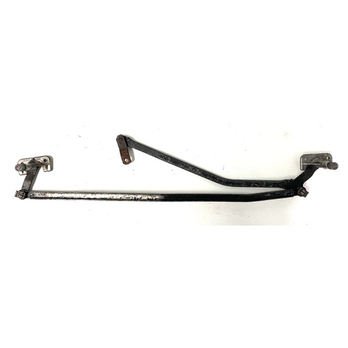 TORANA LH LX UC SS SLR SL SEDAN HATCHBACK USED WIPER PIVOT ASSEMBLY