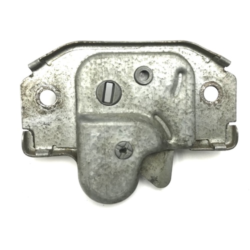 COMMODORE USED BOOTLID LOCK MECHANISM SUIT ELECTRIC SOLENOID VB VC VH VK VL