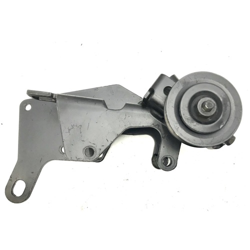 HOLDEN VT 5 LITRE COMMODORE POWER STEERING BRACKET GENUINE SECONDHAND