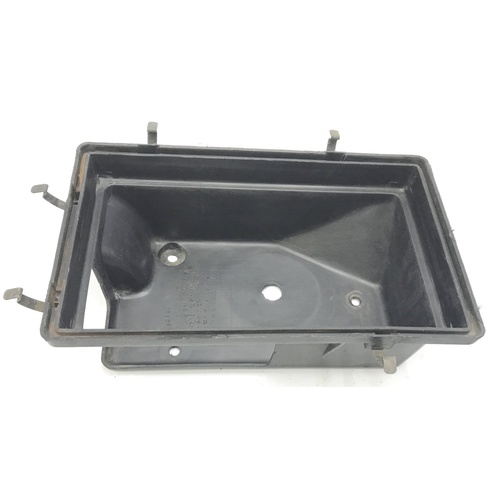 VR VS V8 HOLDEN COMMODORE USED SS LOWER AIR CLEANER BOX SUIT COLD INTAKE