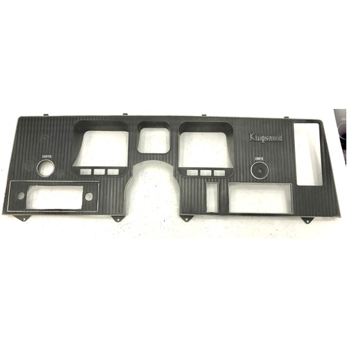 HOLDEN HQ KINGSWOOD AUTOMATIC COLUMN SHIFT ORIGINAL USED DASHBOARD GUAGE FACIA PANEL