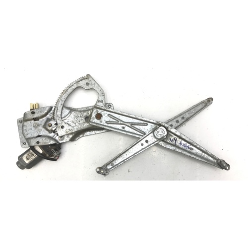  VY SERIES 2  COMMODORE ORIGINAL USED ELECTRIC RIGHT HAND FRONT WINDOW REGULATOR AND MOTOR