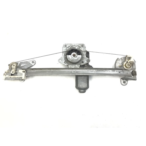 VT VX VY COMMODORE ORIGINAL USED ELECTRIC RIGHT HAND REAR WINDOW REGULATOR AND MOTOR