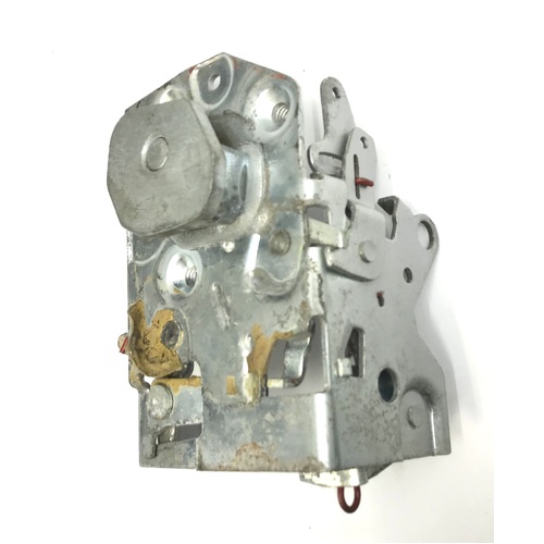 HOLDEN HD HR GENUINE USED RIGHT HAND REAR DOOR LOCK MECHANISM