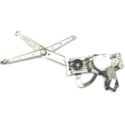 VK VL COMMODORE ORIGINAL USED ELECTRIC LEFT HAND FRONT WINDOW REGULATOR AND MOTOR