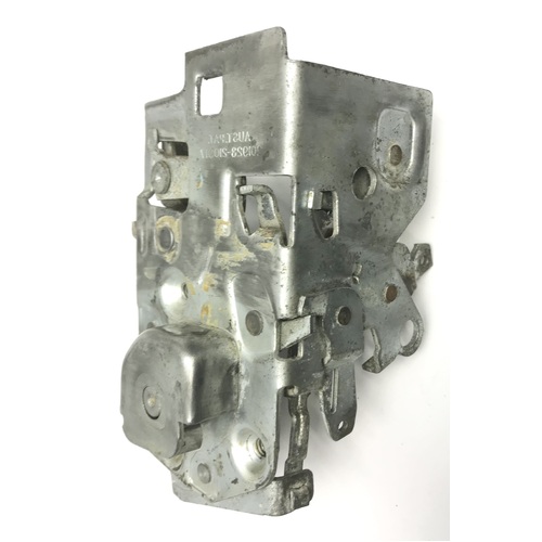 EJ EH HOLDEN USED LEFT HAND FRONT DOOR LOCK MECHANISM PREMIER SPECIAL