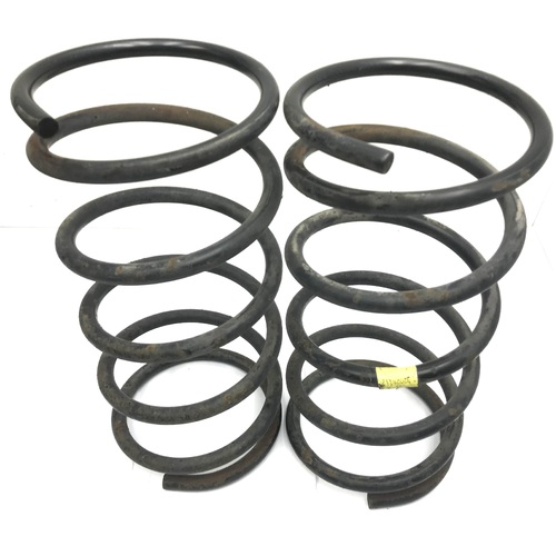 COMMODORE HOLDEN VL RB30 RB30T USED STANDARD FRONT SPRINGS CALAIS BERLINA EXECUTIVE