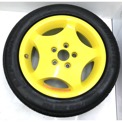 VR HSV CLUBSPORT ORIGINAL RIM AND POTENZA TYRE 16 X 7 USED